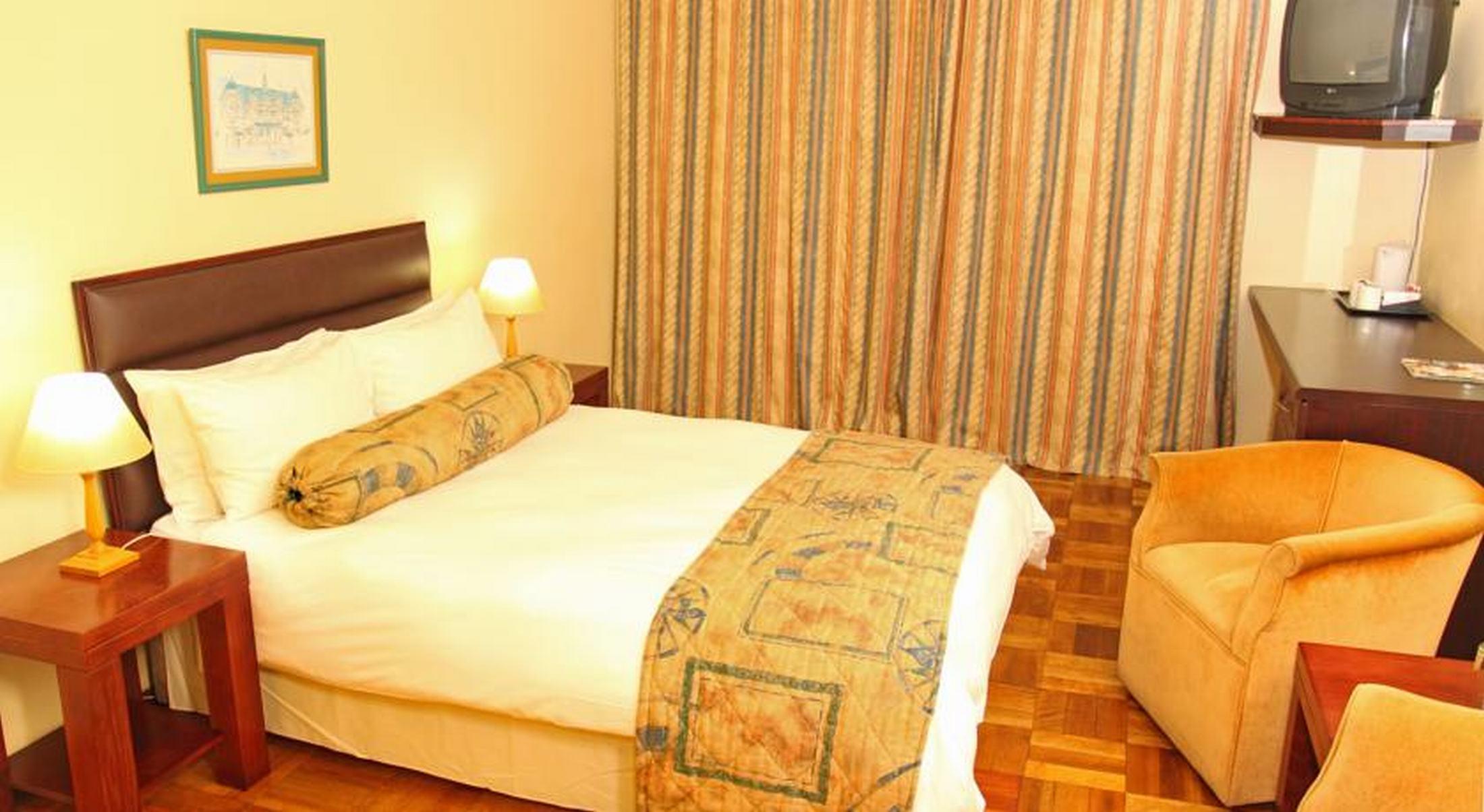Hotel Portao Diaz Mosselbaai Buitenkant foto