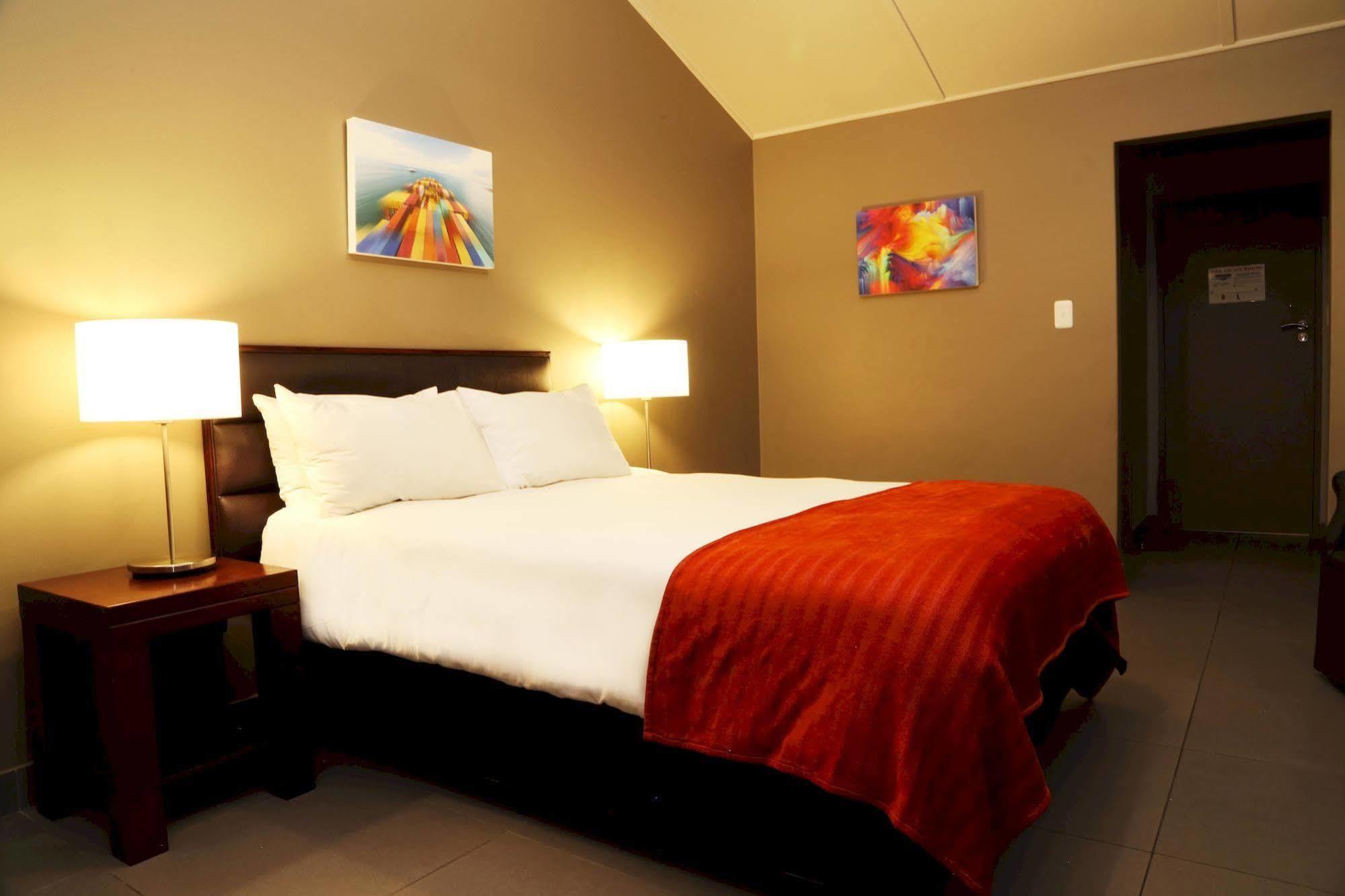 Hotel Portao Diaz Mosselbaai Buitenkant foto
